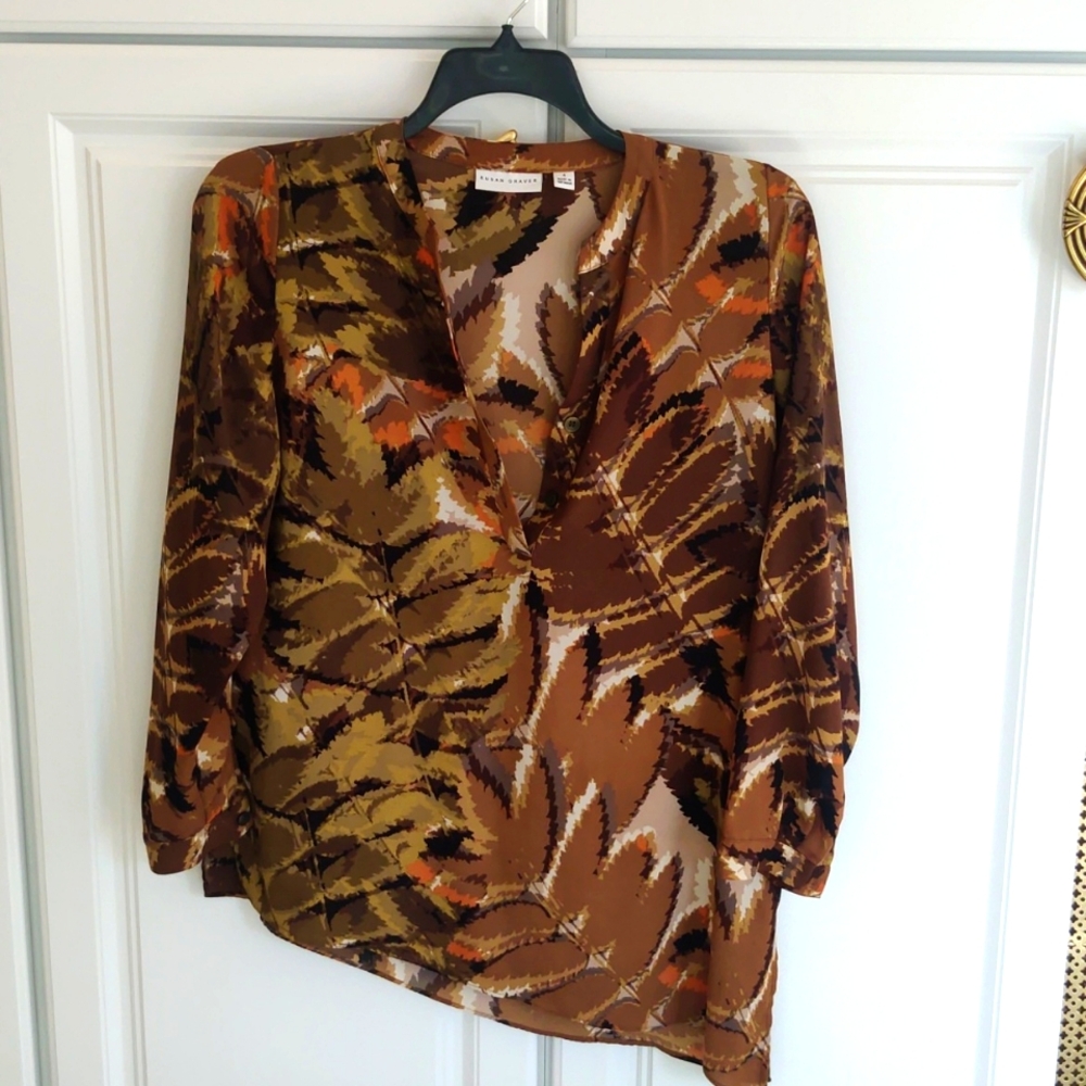 Susan Graver Size 4 Asymmetrical Blouse